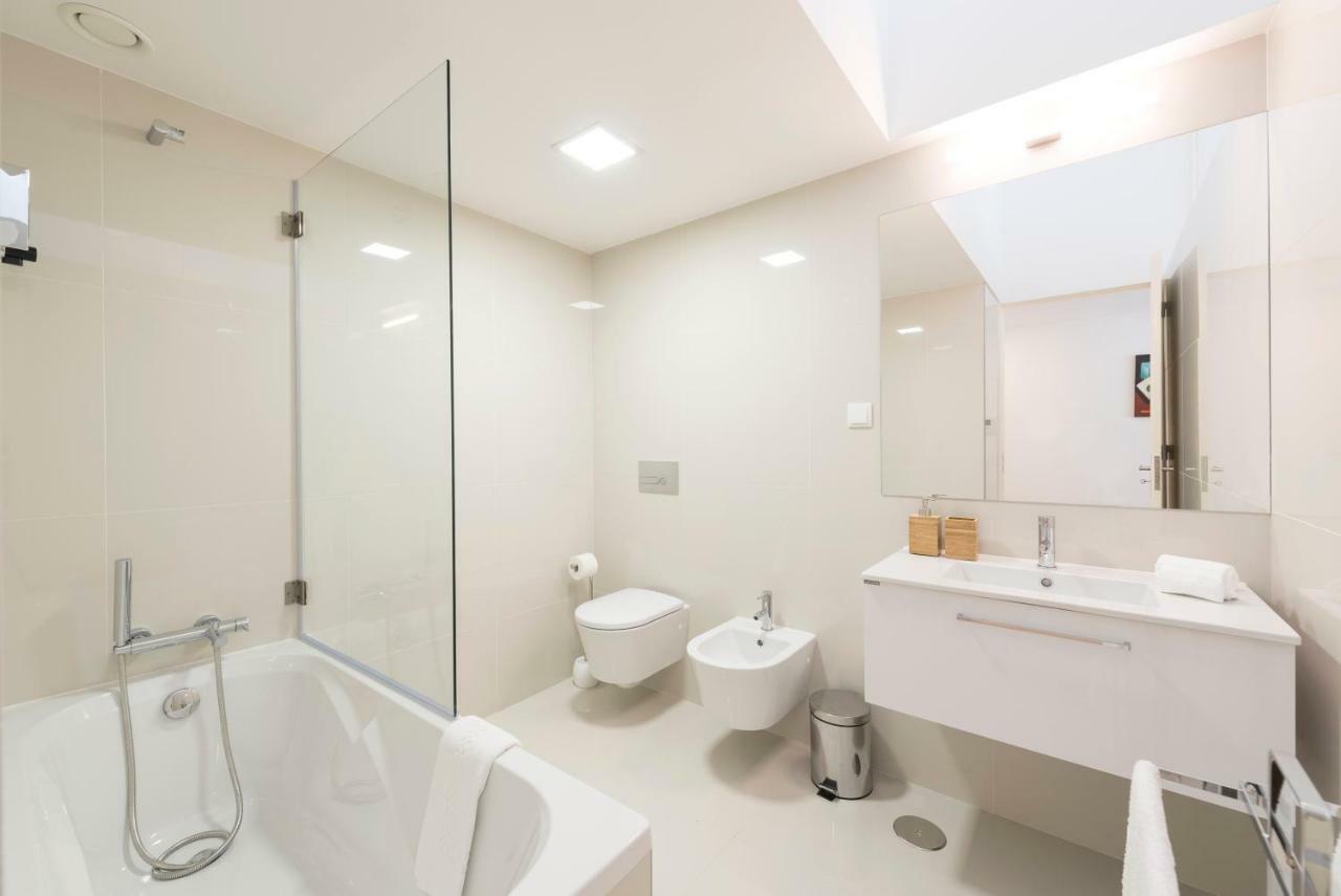 Bright Downtown Apartment Porto Exteriér fotografie